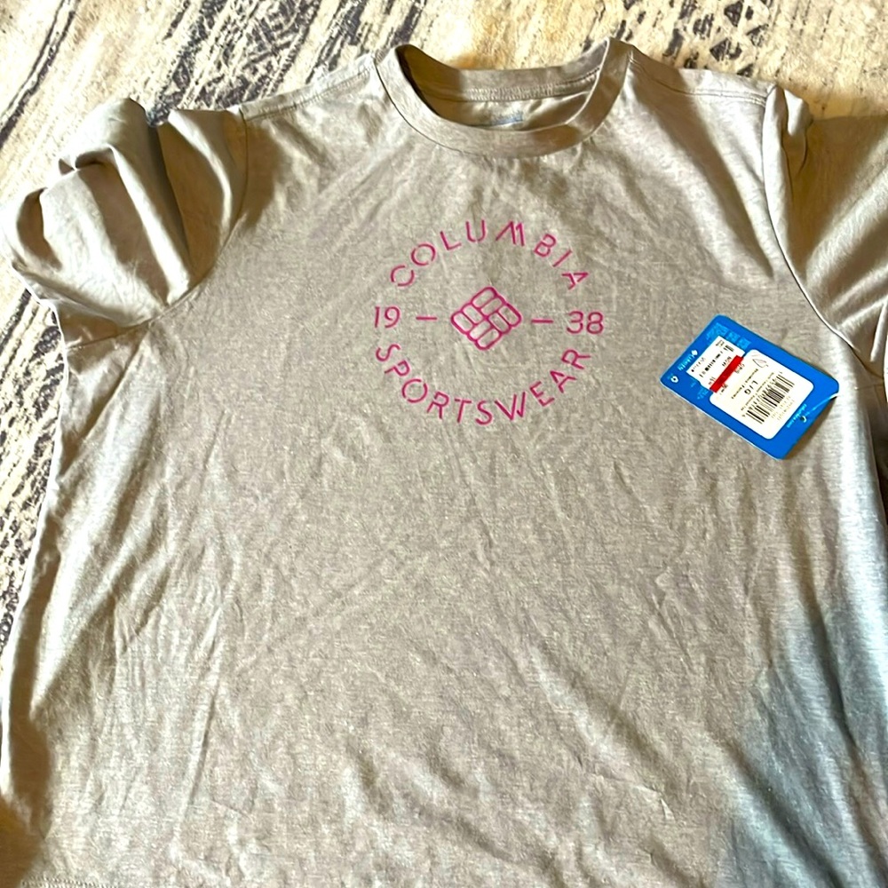 Columbia grey t-shirt large NWT